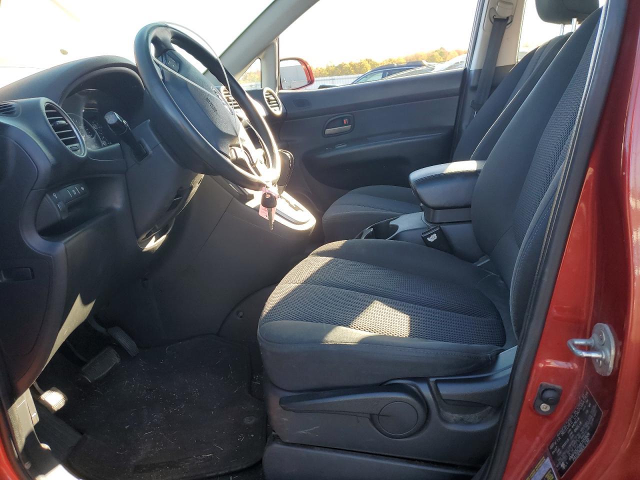 2008 KIA RONDO