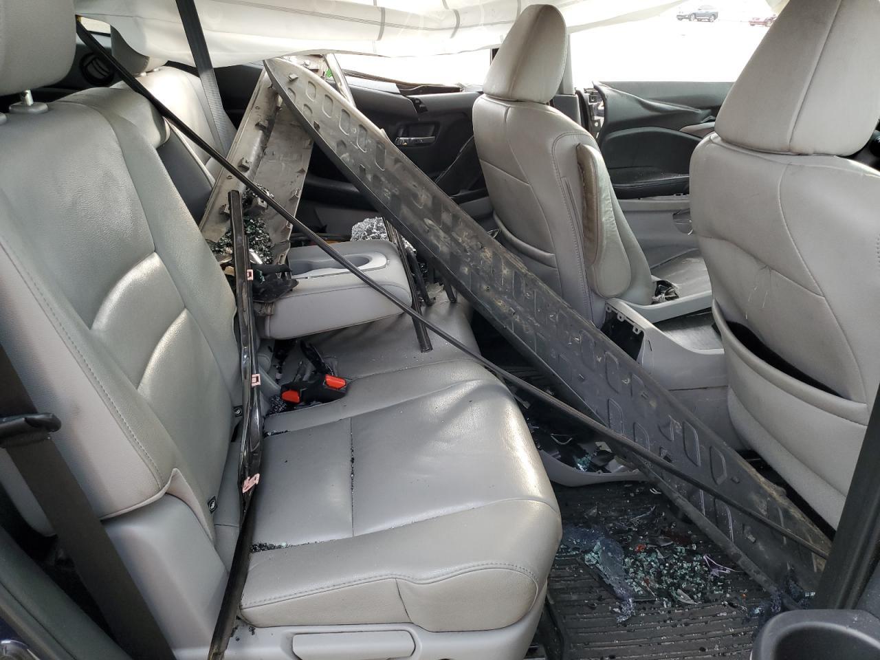 2017 HONDA PILOT