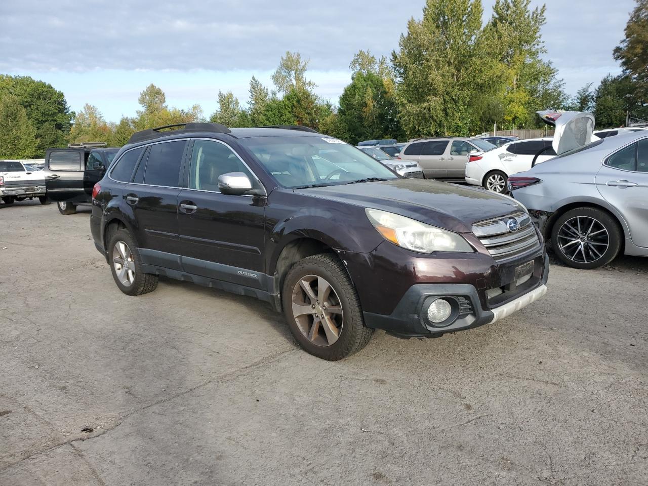 2013 SUBARU Outback