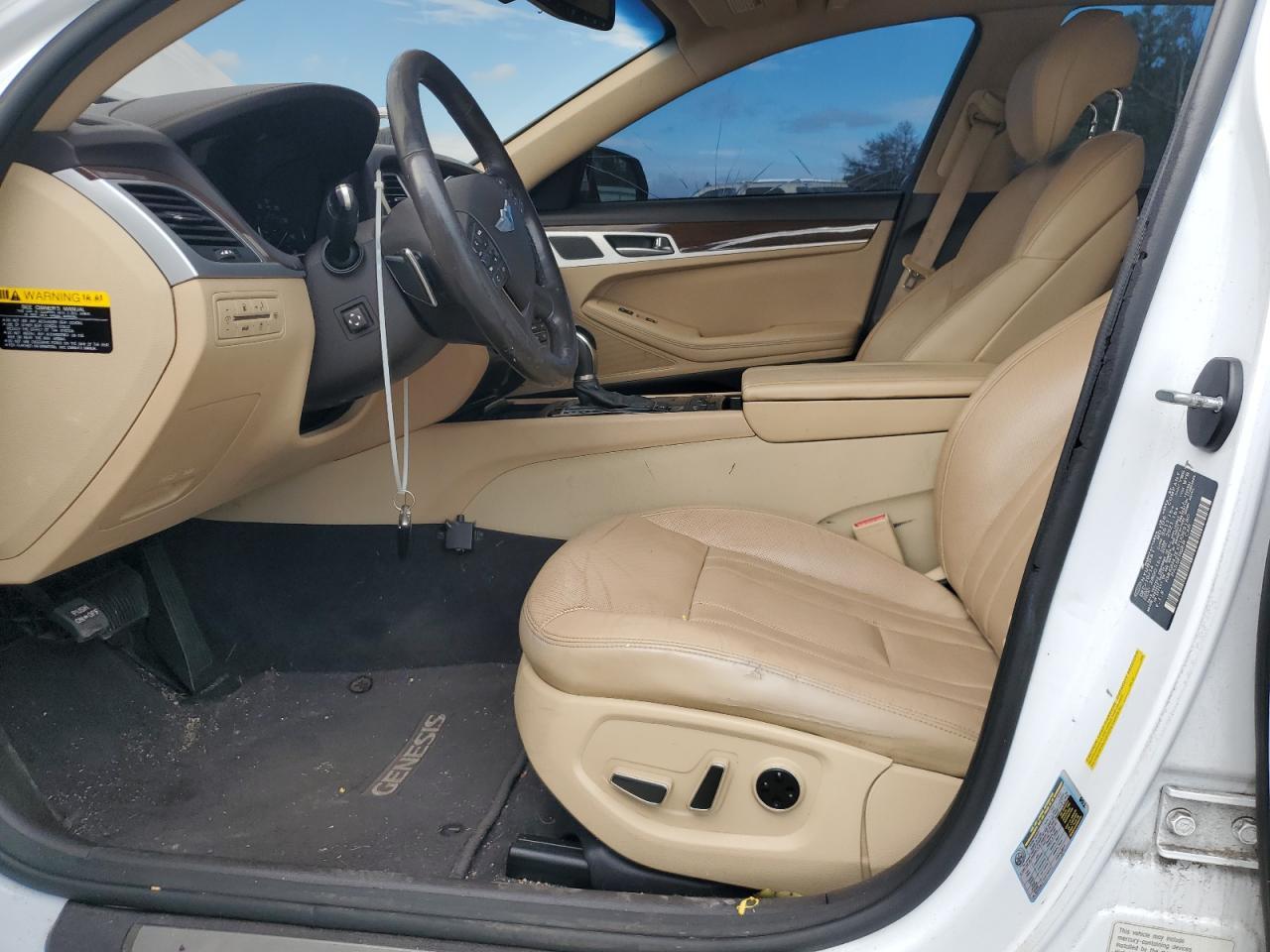 2015 HYUNDAI GENESIS