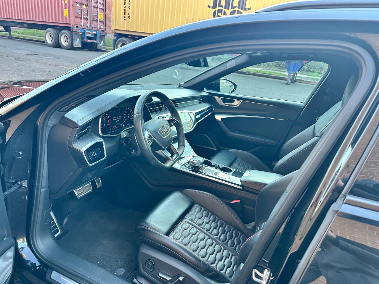 2024 AUDI RS6