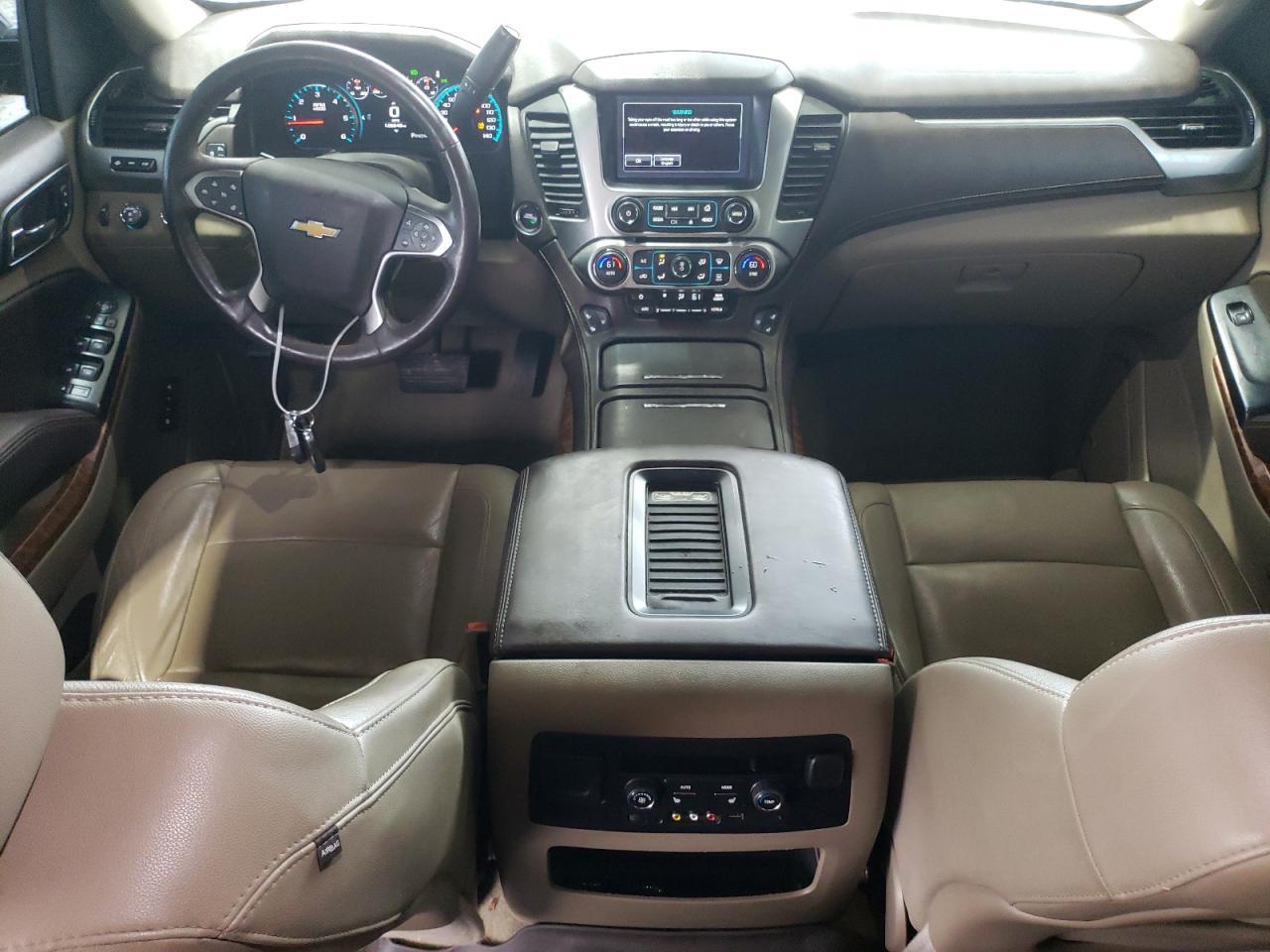 2016 CHEVROLET Suburban