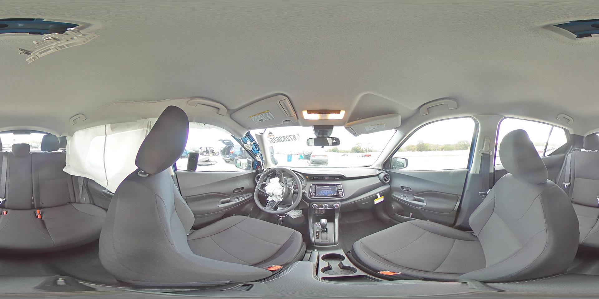 2025 NISSAN KICKS