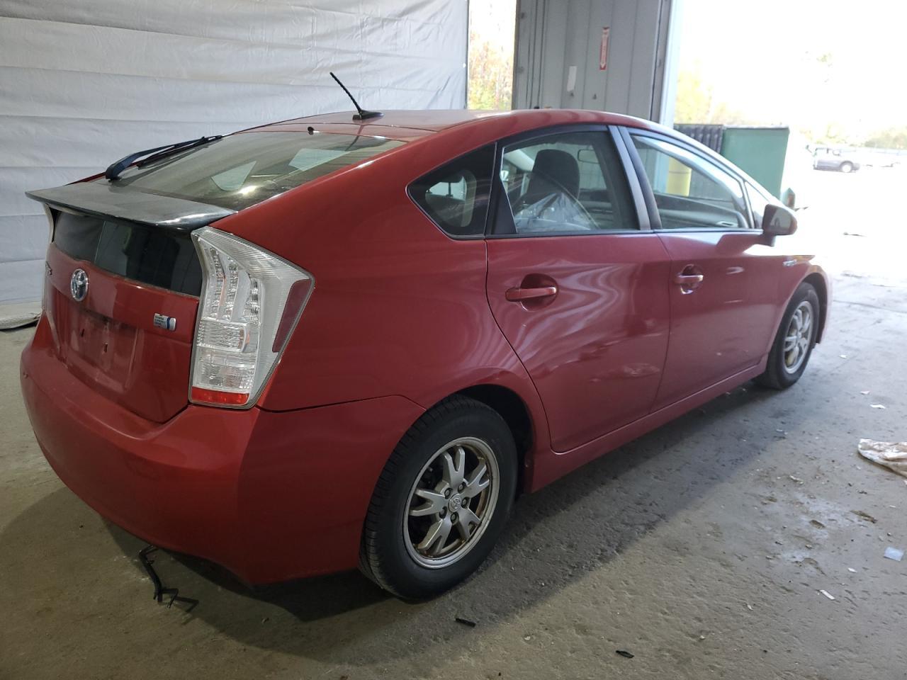 2011 TOYOTA PRIUS
