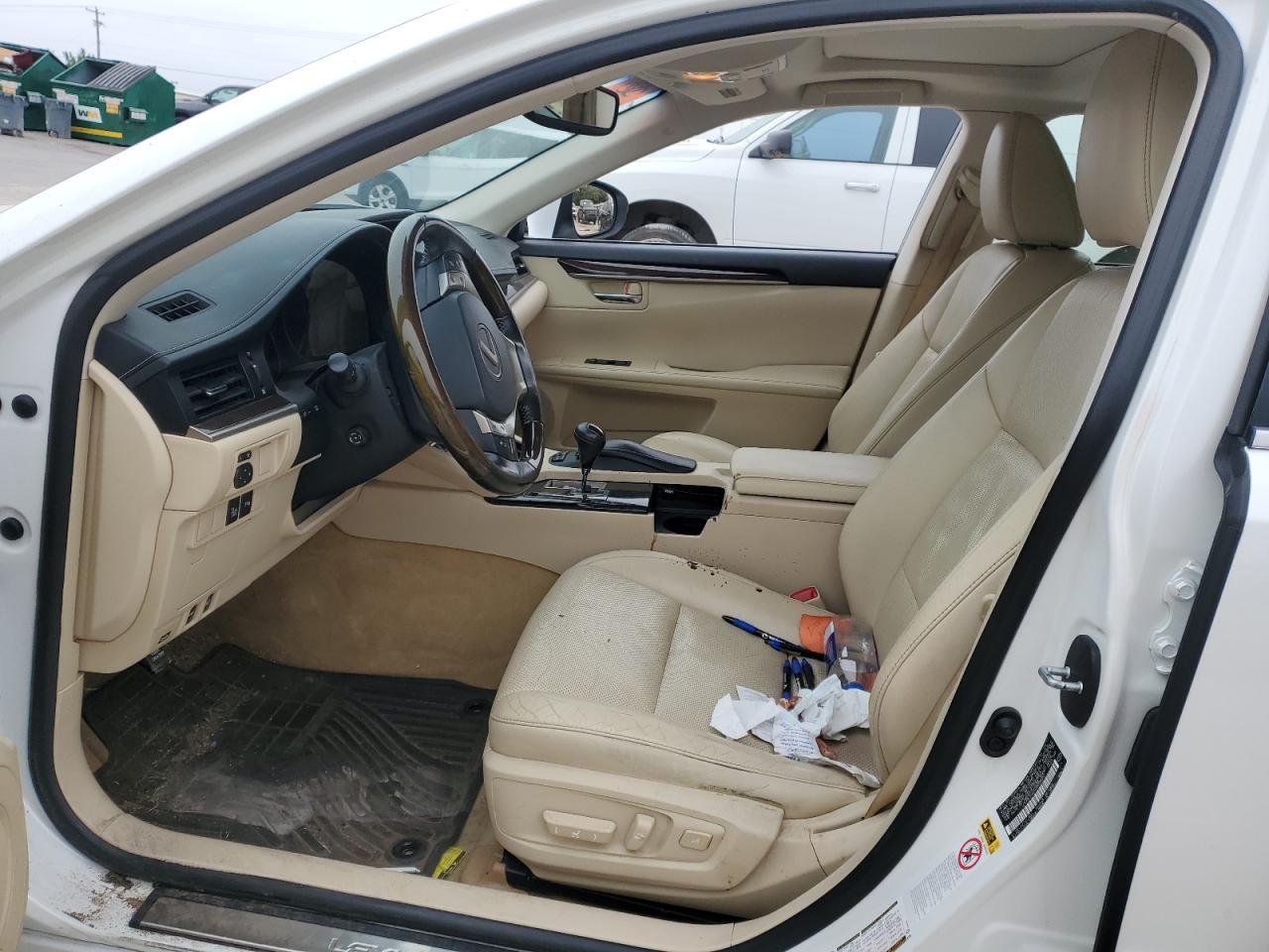 2013 LEXUS Es