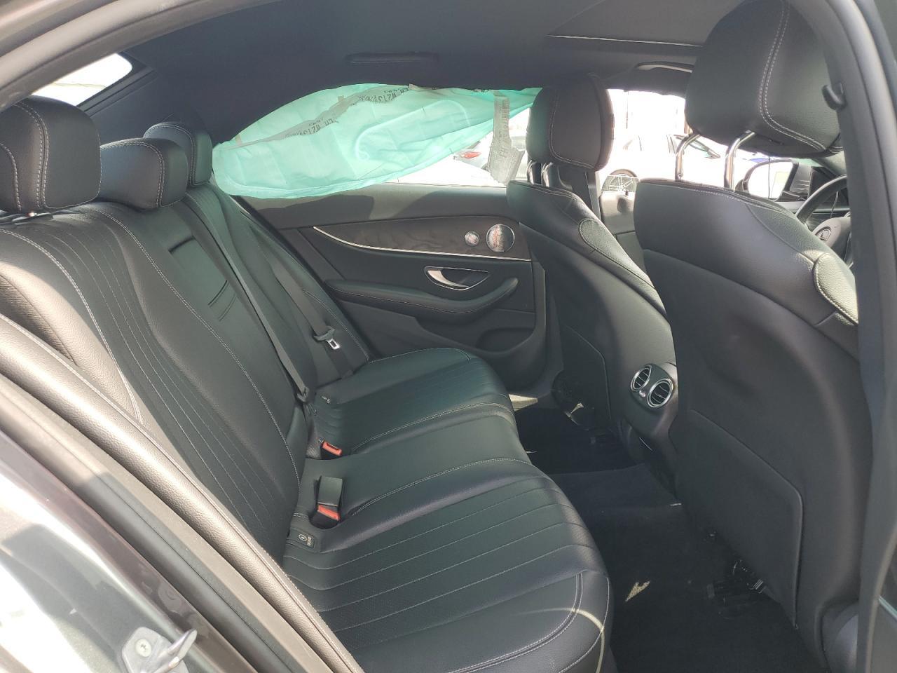 2017 MERCEDES-BENZ E-Class