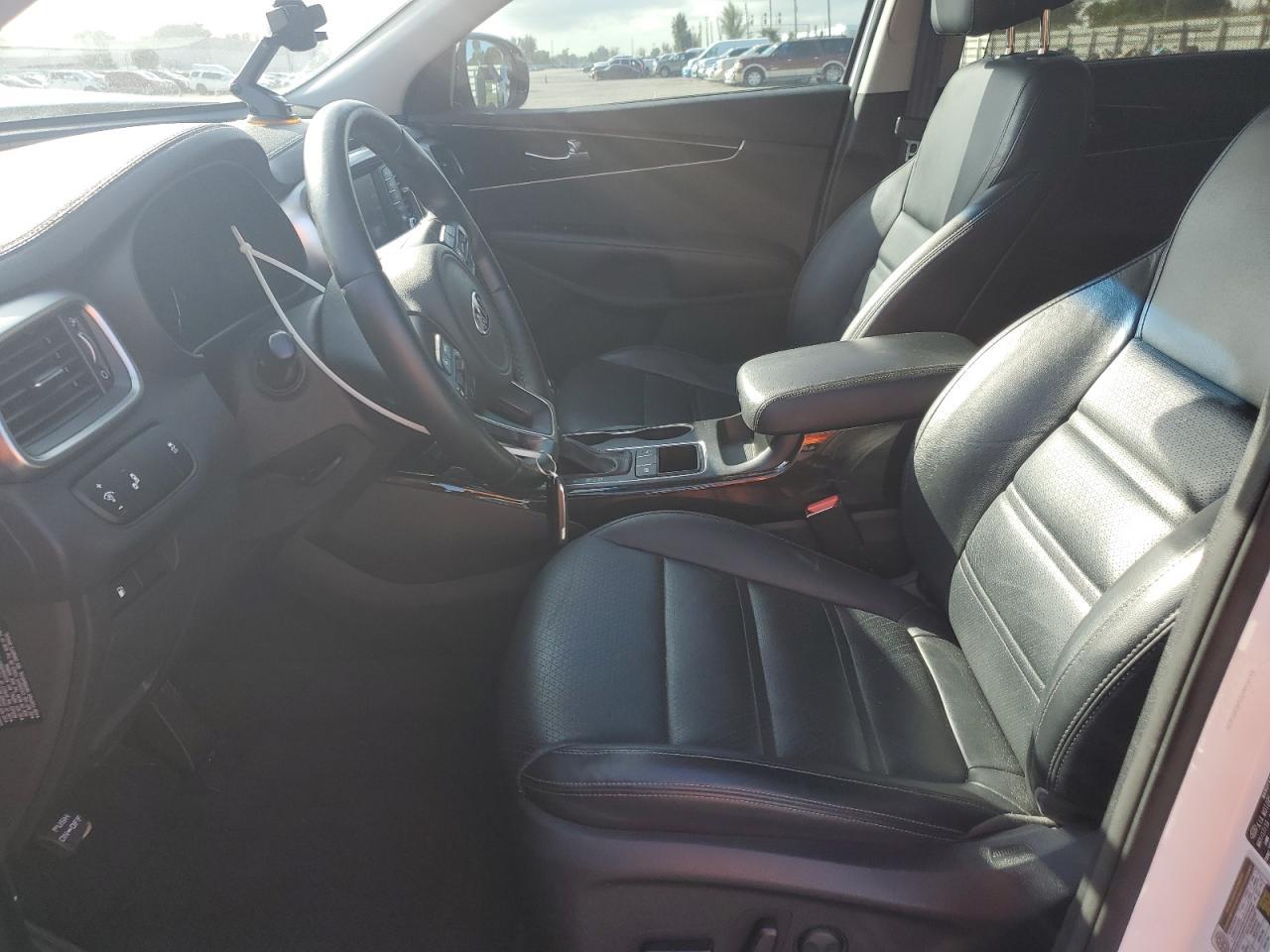 2017 KIA SORENTO