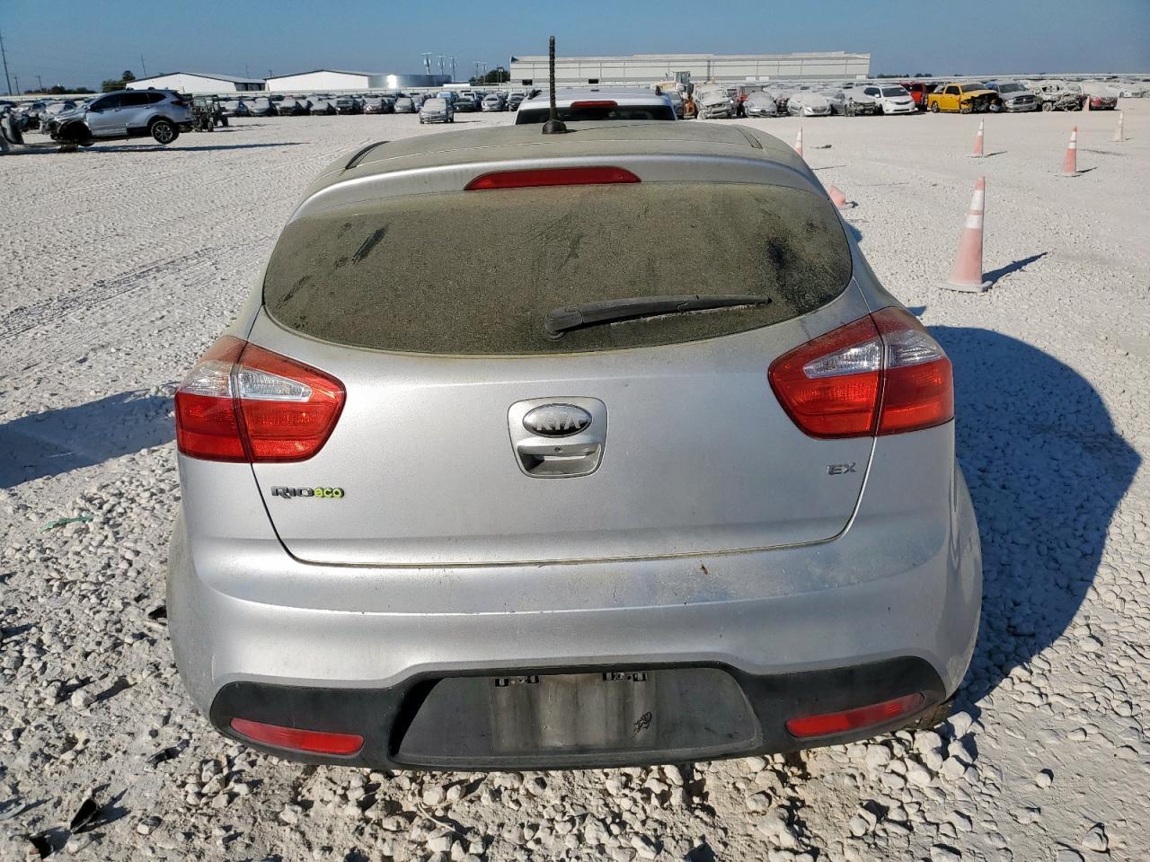 2013 KIA RIO