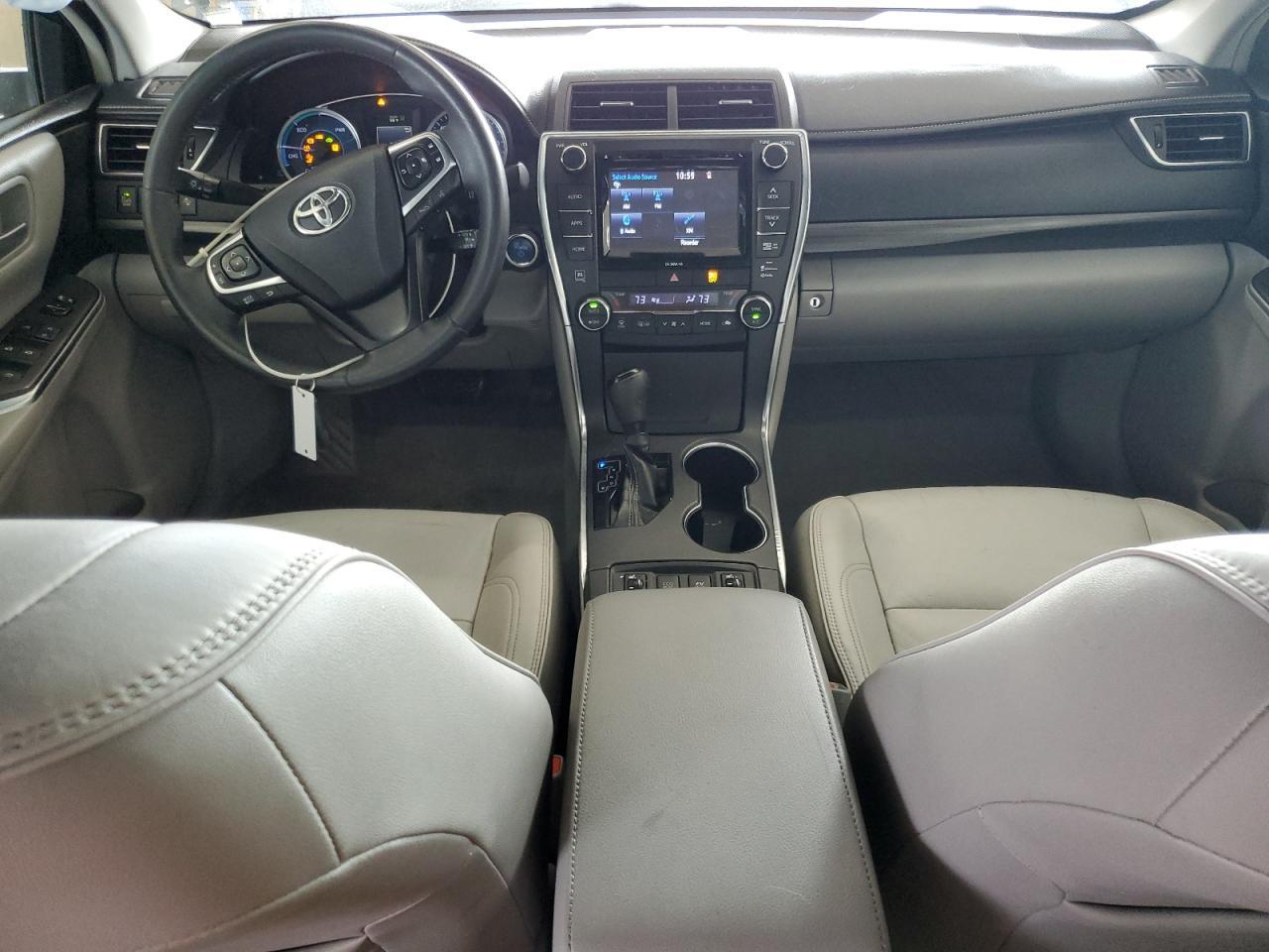 2017 TOYOTA CAMRY