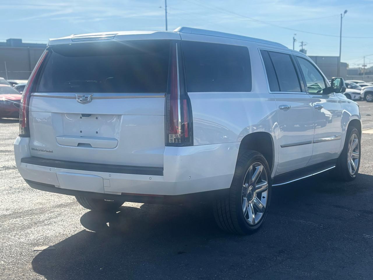 2018 CADILLAC Escalade ESV