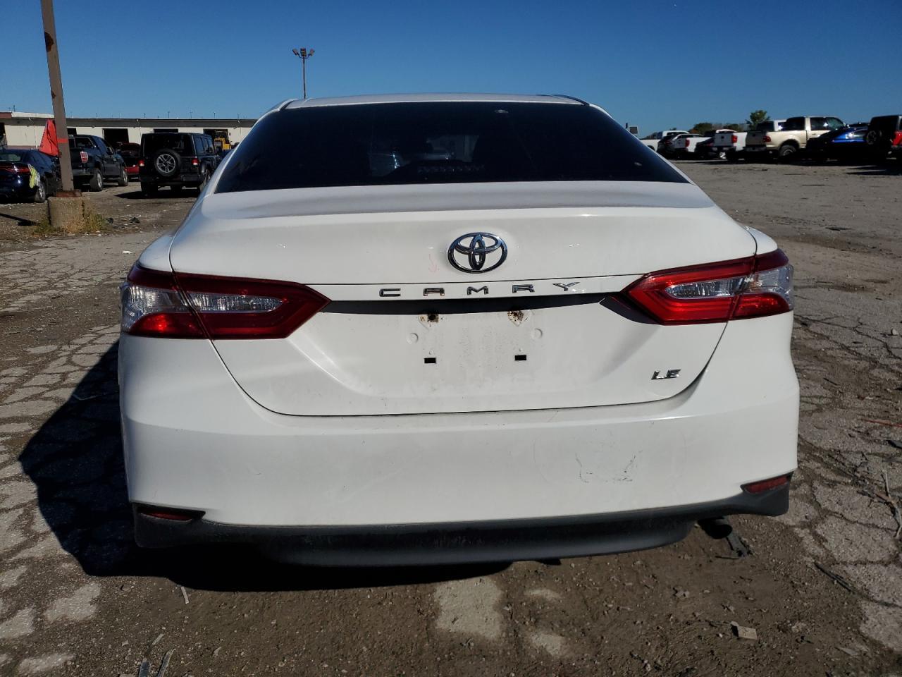2018 TOYOTA CAMRY