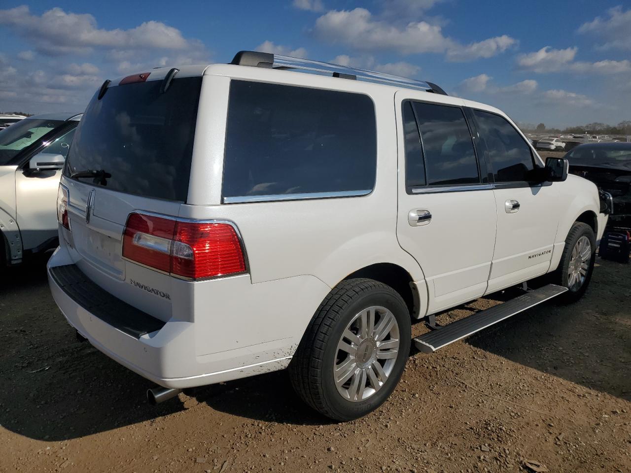 2013 LINCOLN Navigator