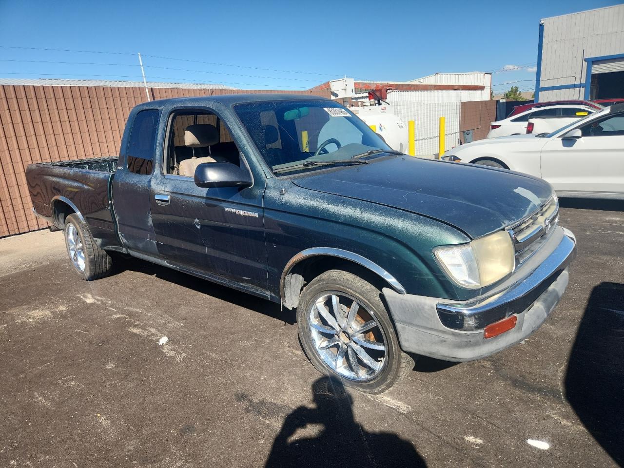 2000 TOYOTA TACOMA