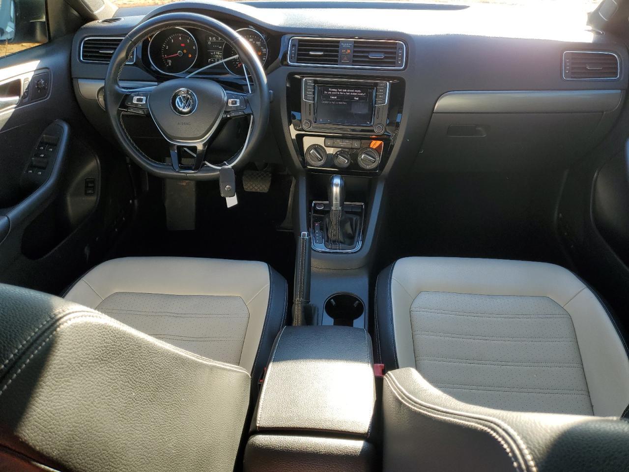 2016 VOLKSWAGEN JETTA