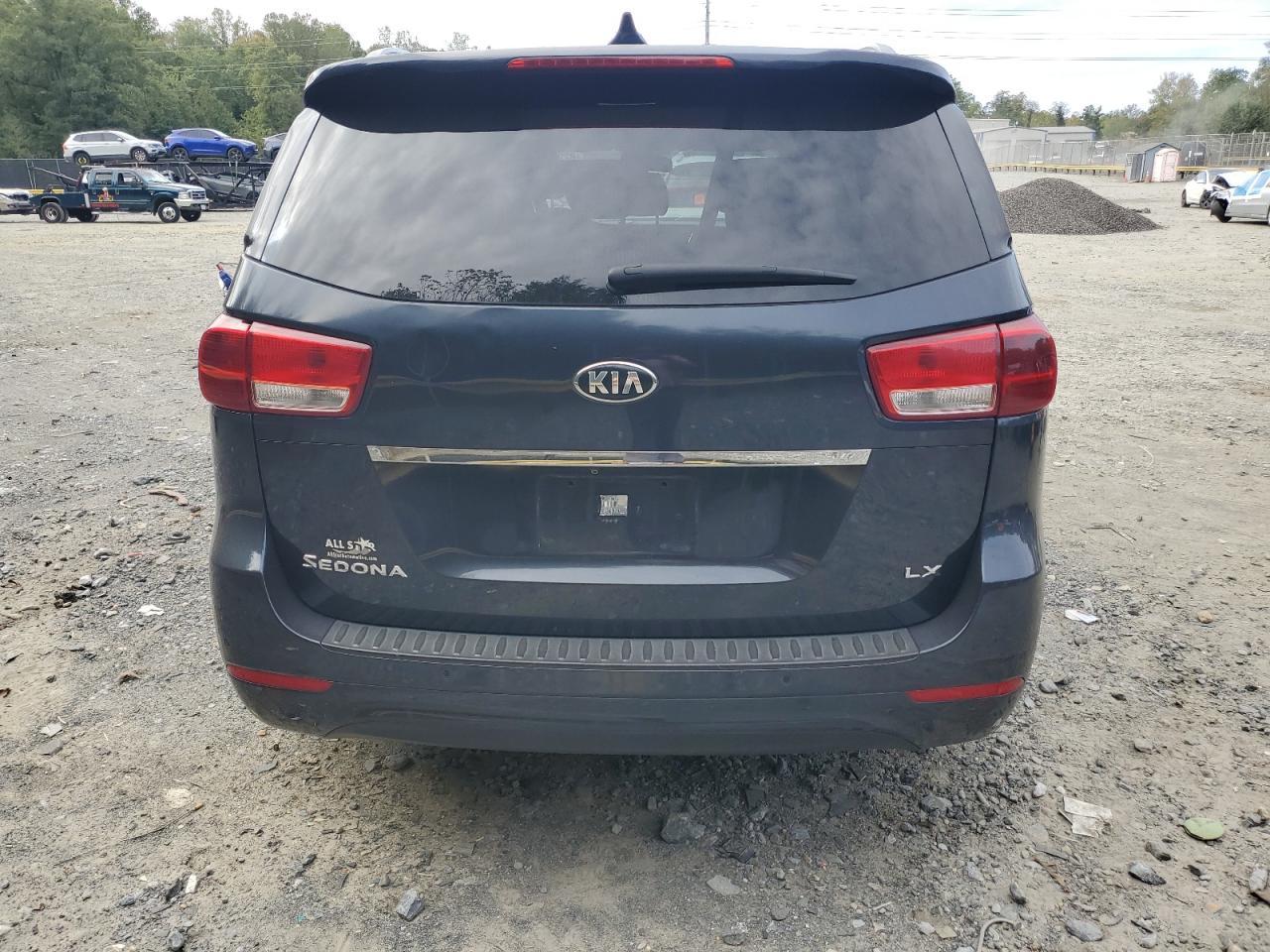 2016 KIA SEDONA