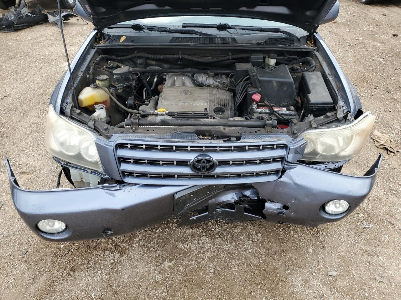 2003 TOYOTA HIGHLANDER