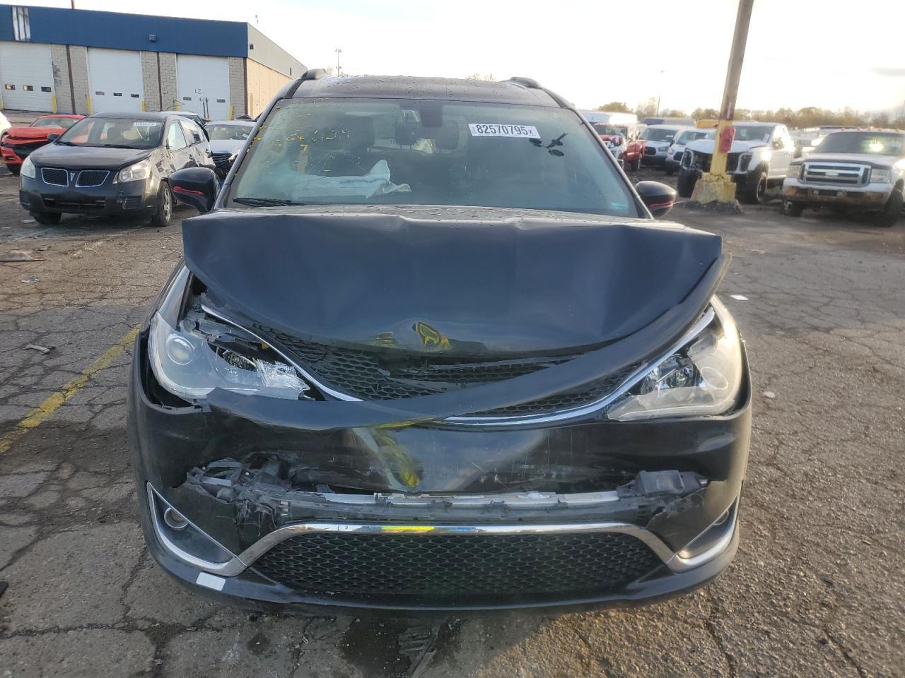 2019 CHRYSLER Pacifica