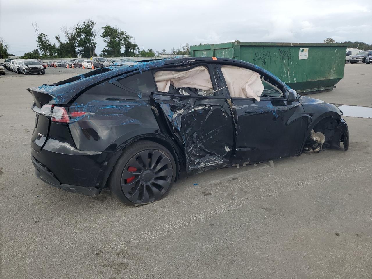 2024 TESLA MODEL Y