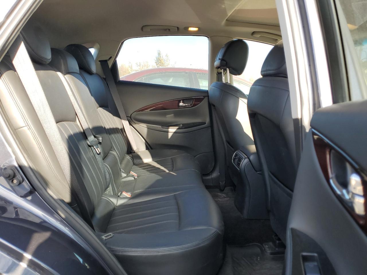 2010 INFINITI EX35