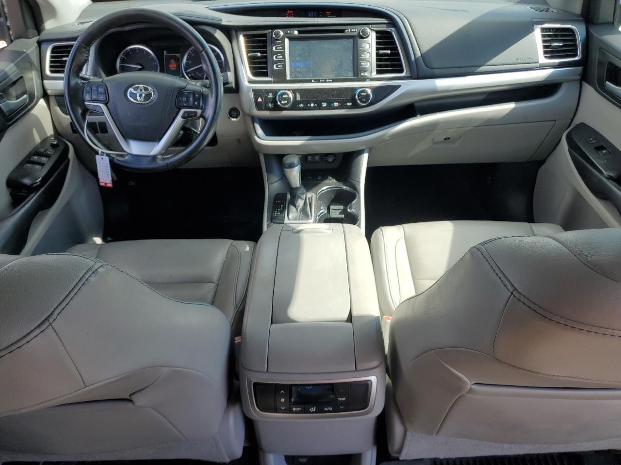 2018 TOYOTA HIGHLANDER