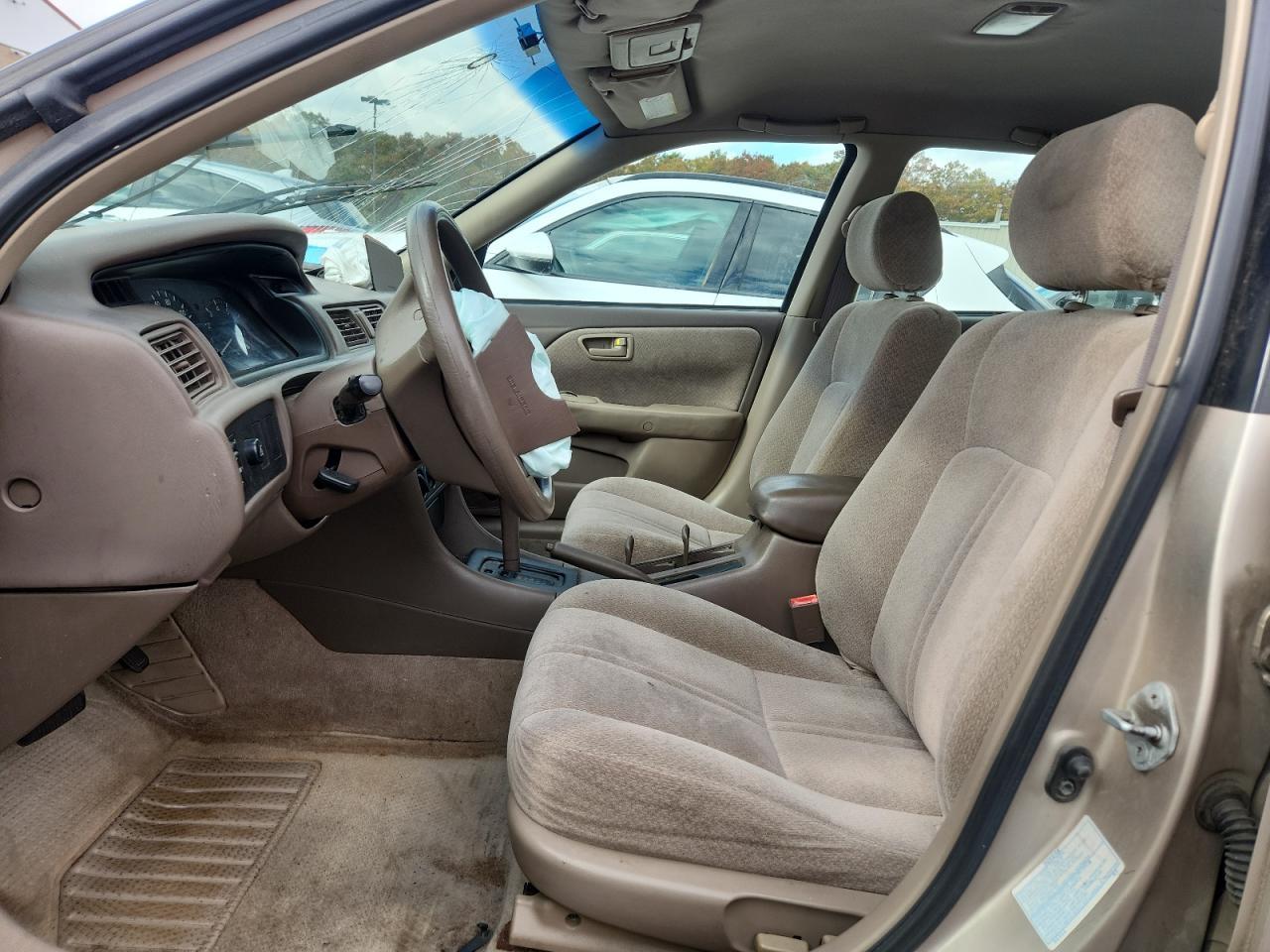 2000 TOYOTA CAMRY