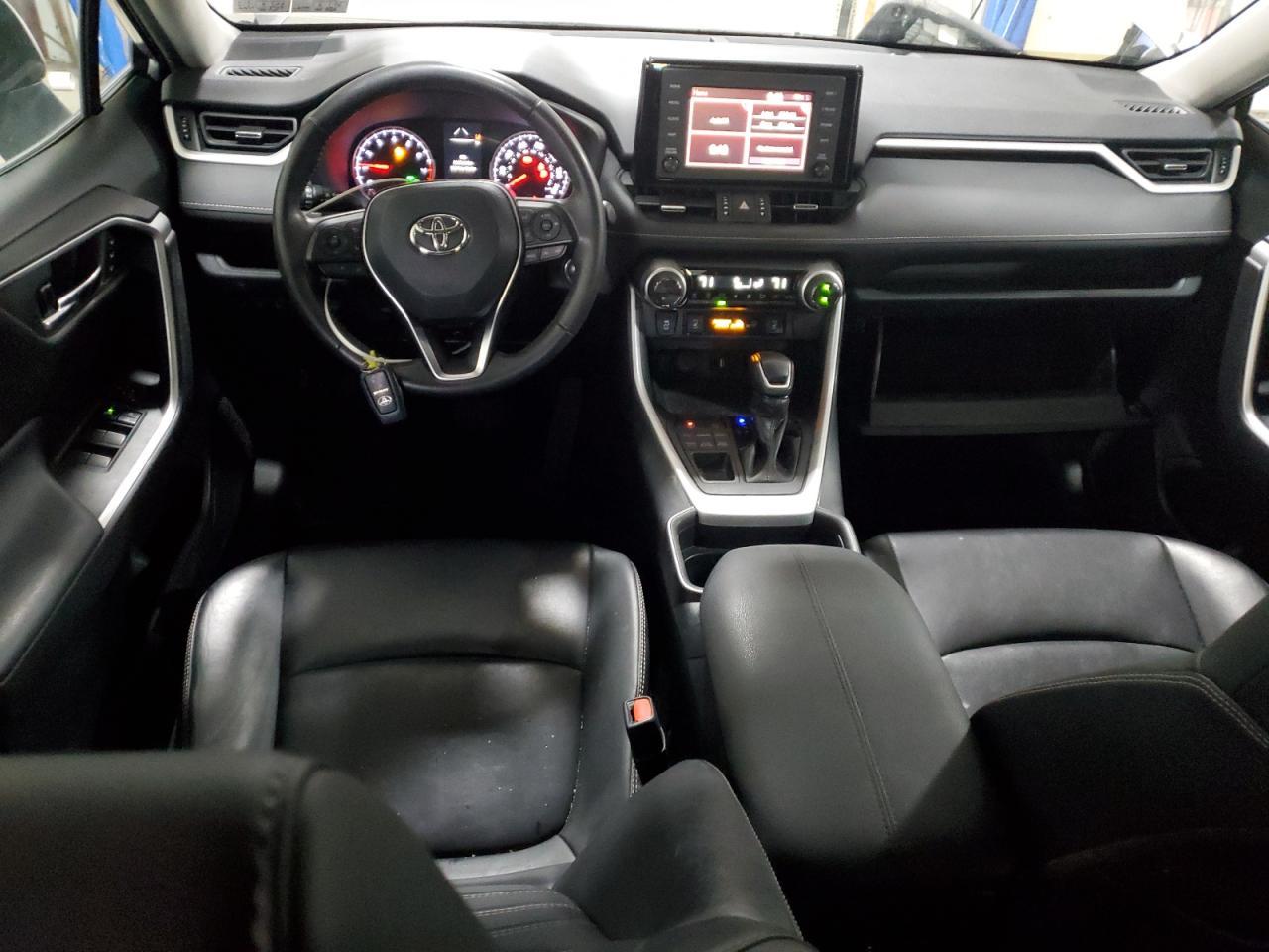2019 TOYOTA RAV4