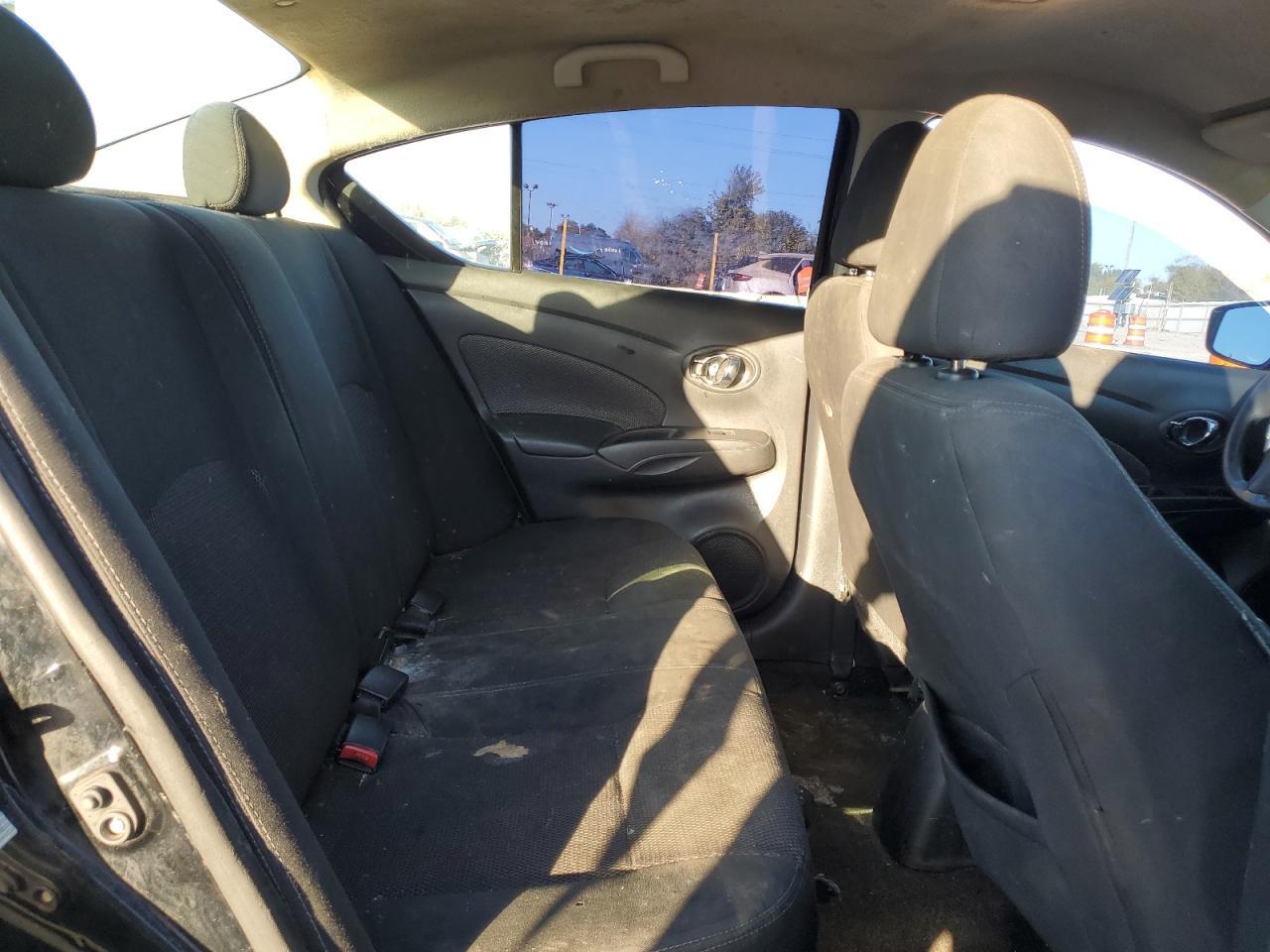 2019 NISSAN VERSA