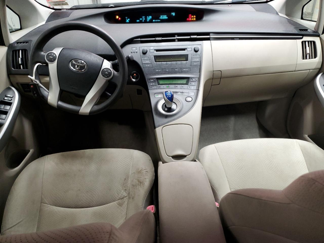 2011 TOYOTA PRIUS