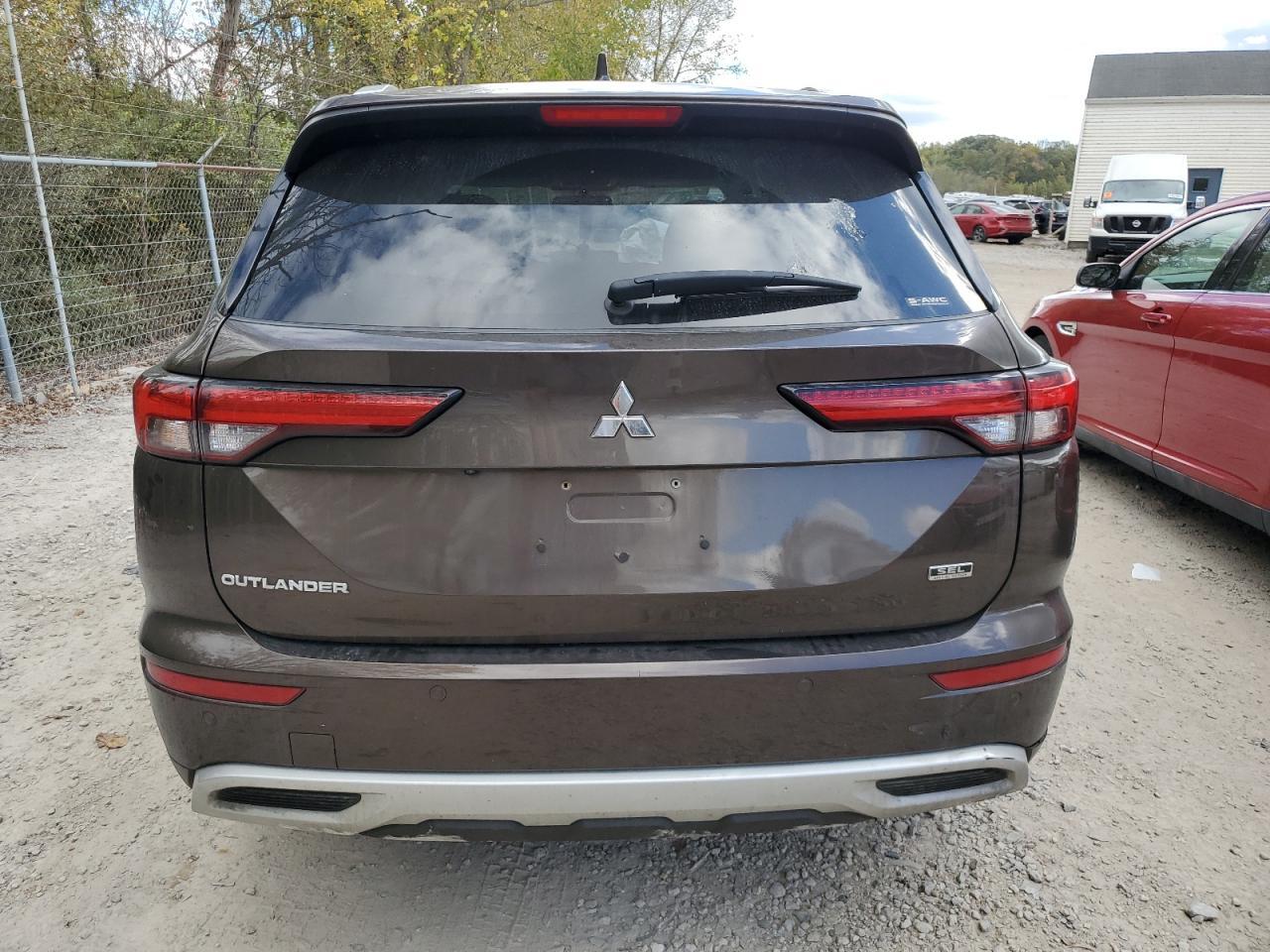 2022 MITSUBISHI outlander