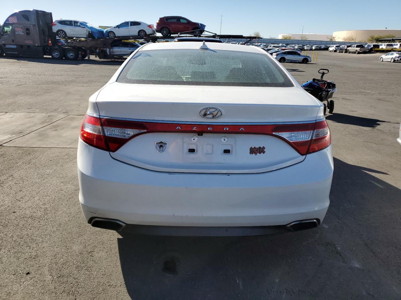 2015 HYUNDAI Azera