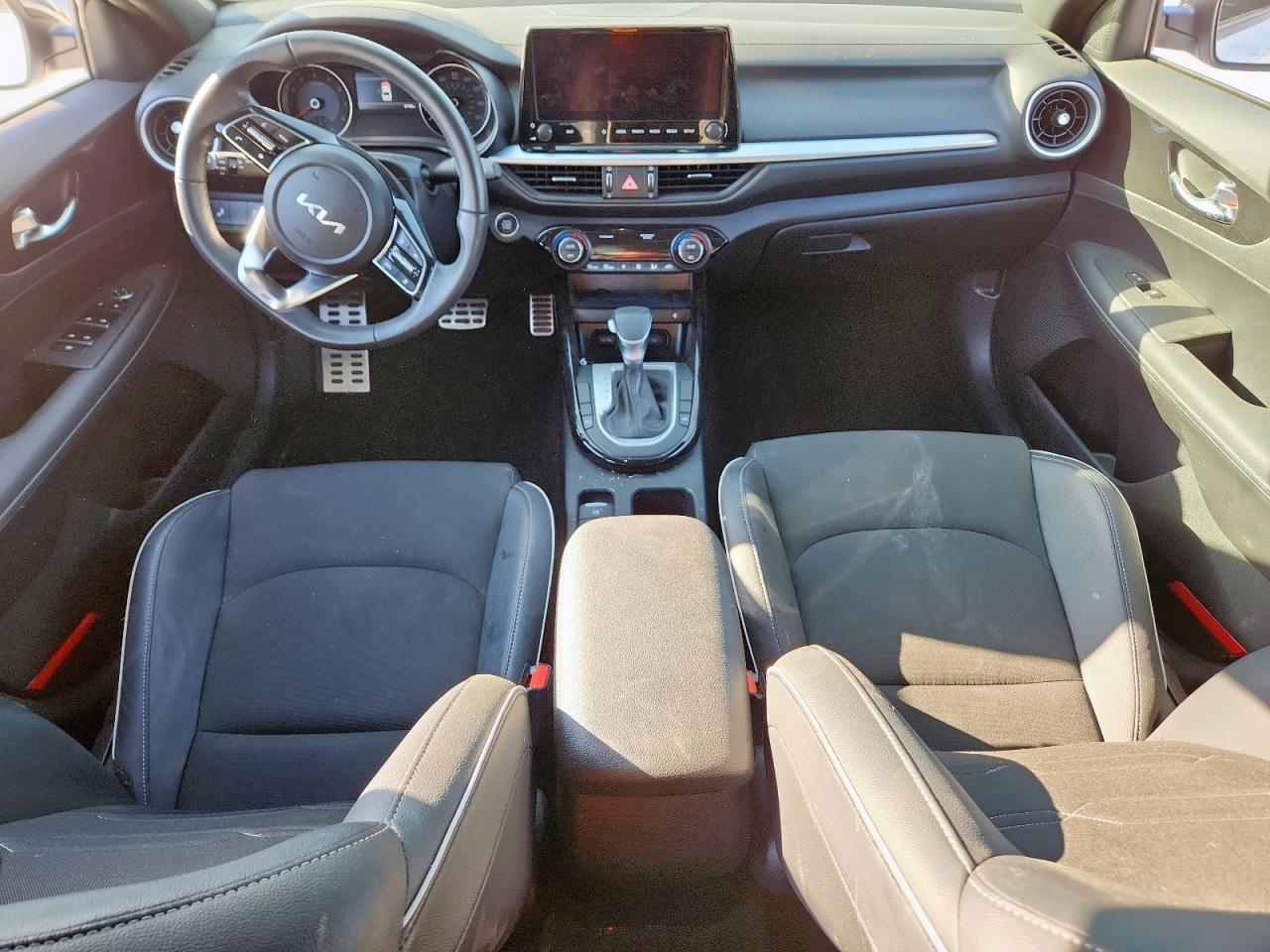 2024 KIA FORTE