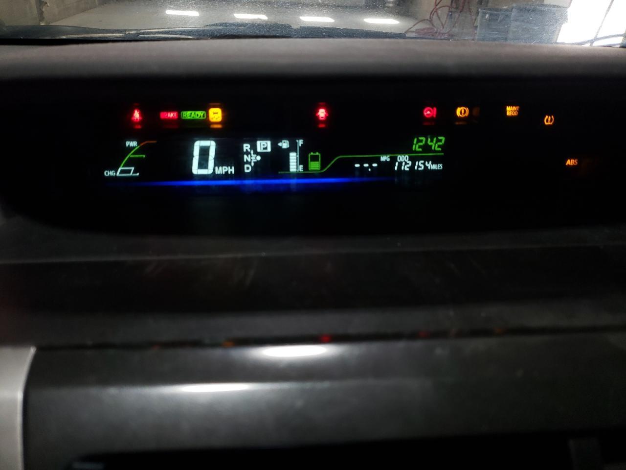 2016 TOYOTA PRIUS V
