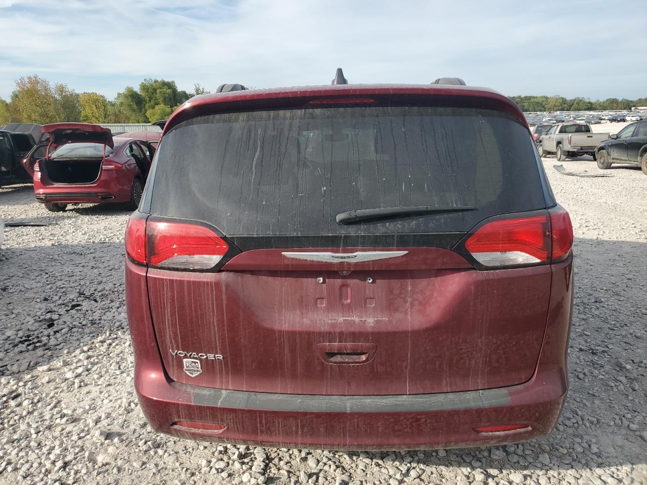2021 CHRYSLER Voyager