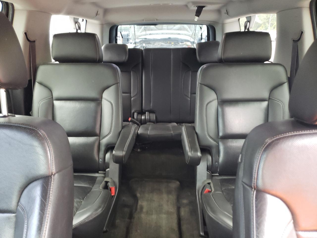 2015 CHEVROLET Suburban