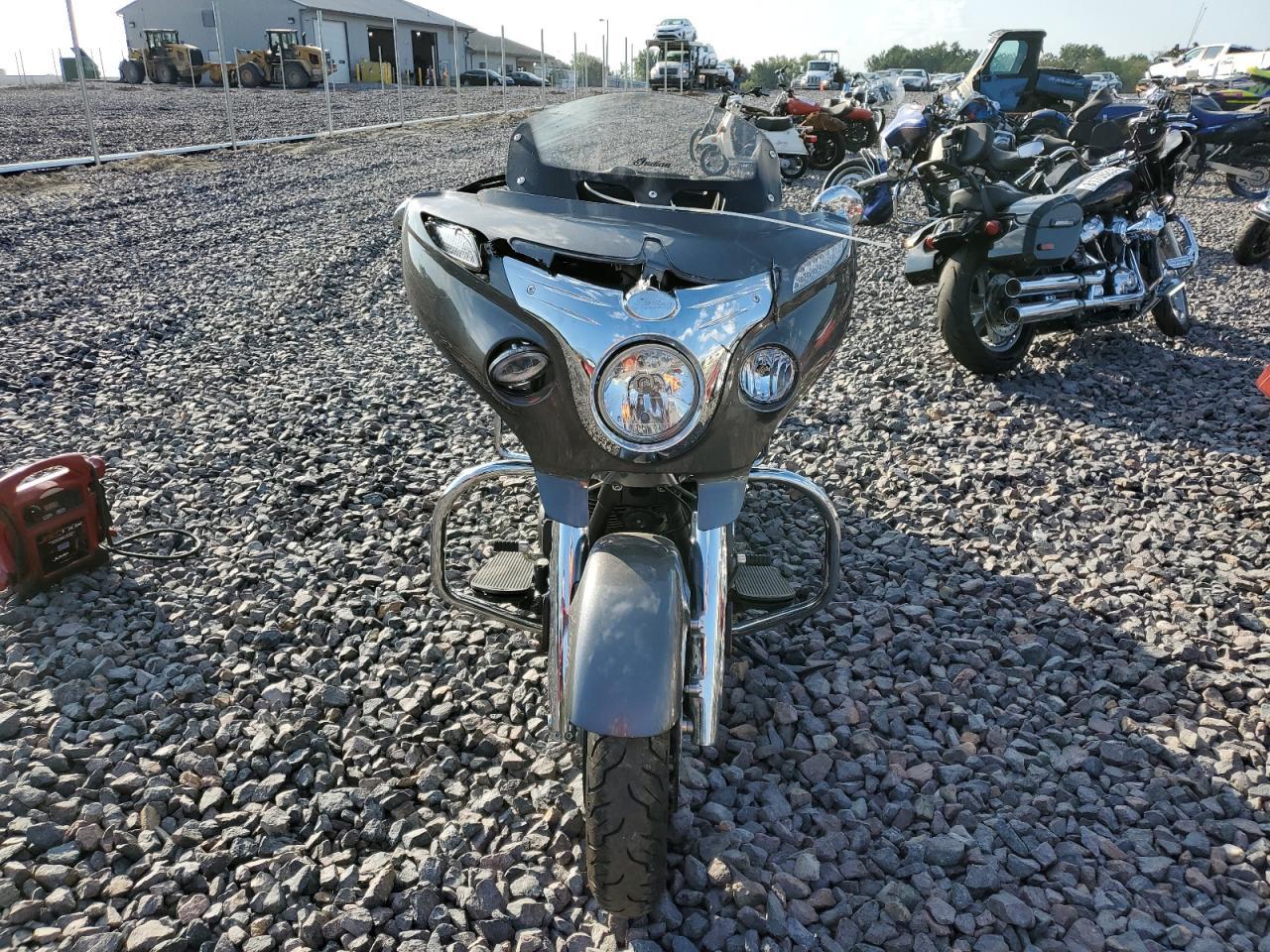 2018 INDIAN MOTORCYCLE CO. CHIEFTAIN
