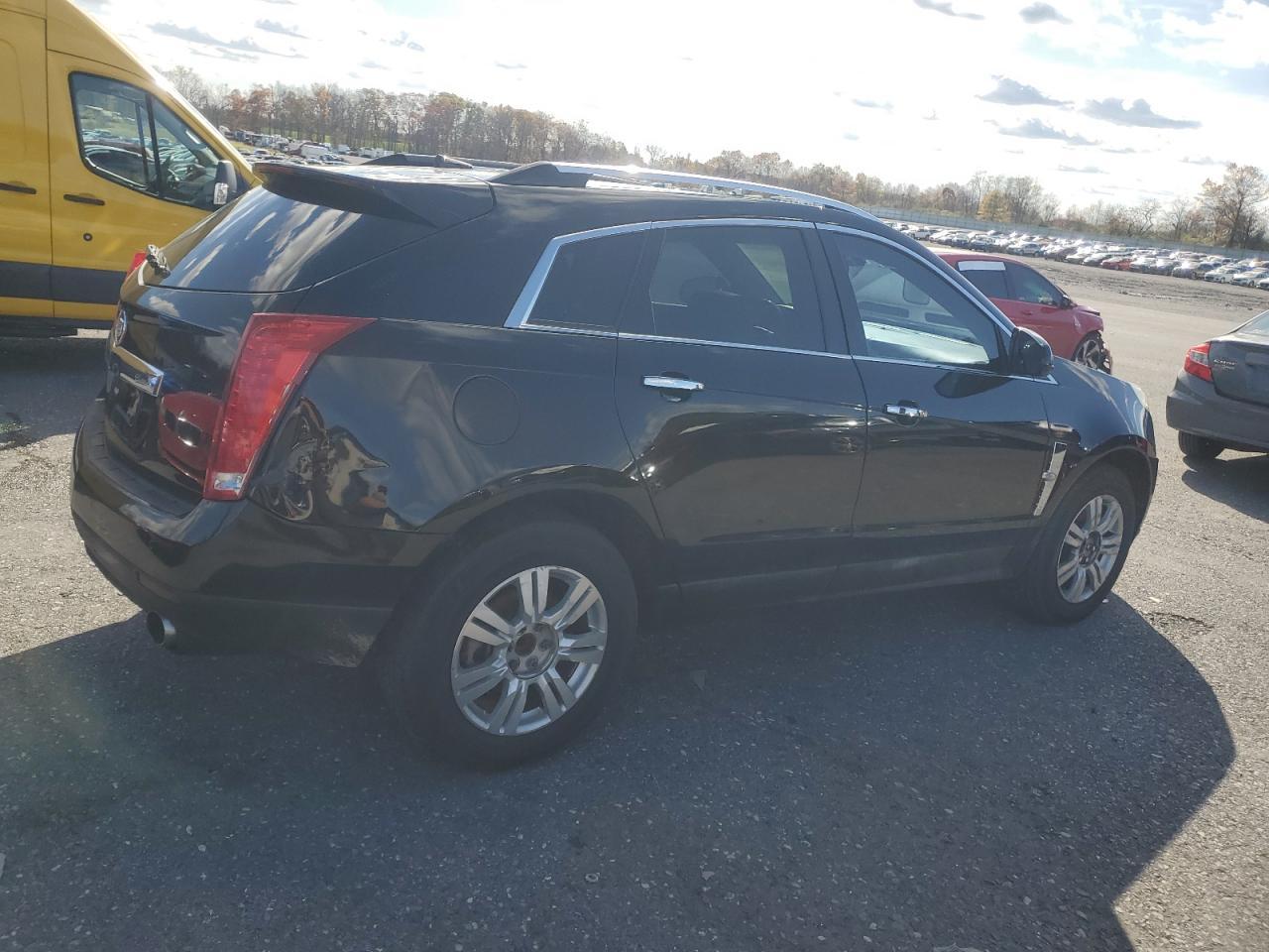 2011 CADILLAC SRX