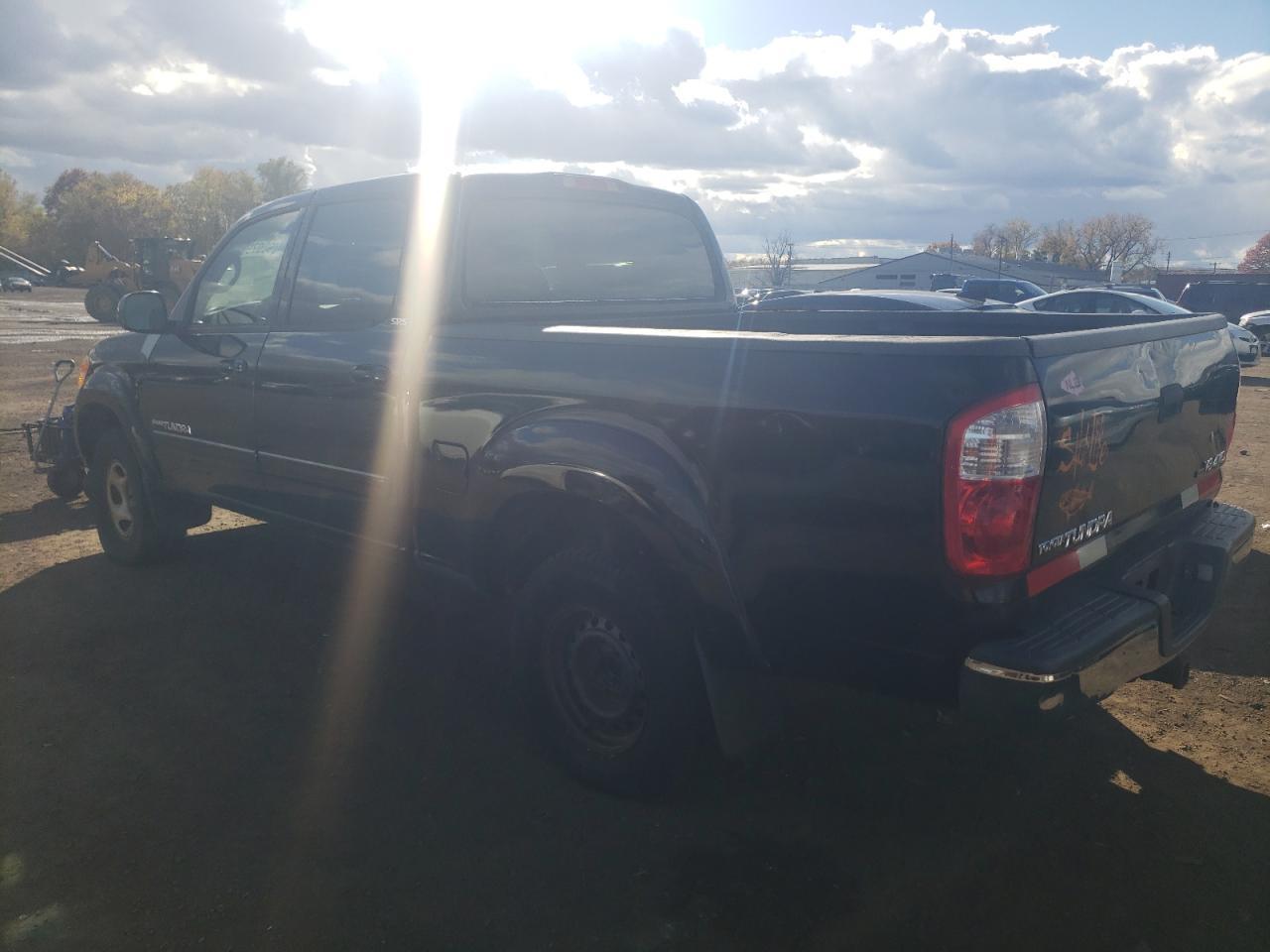 2004 TOYOTA TUNDRA