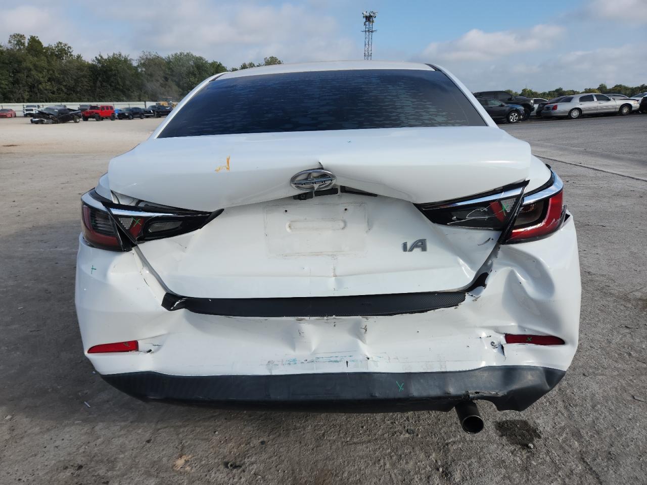 2016 TOYOTA SCION