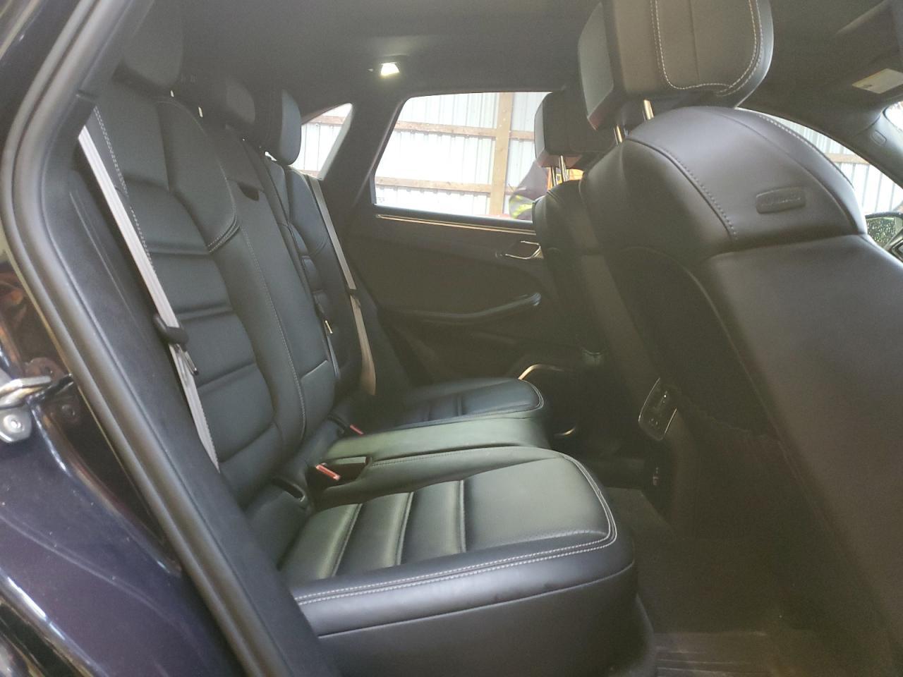 2022 PORSCHE Macan