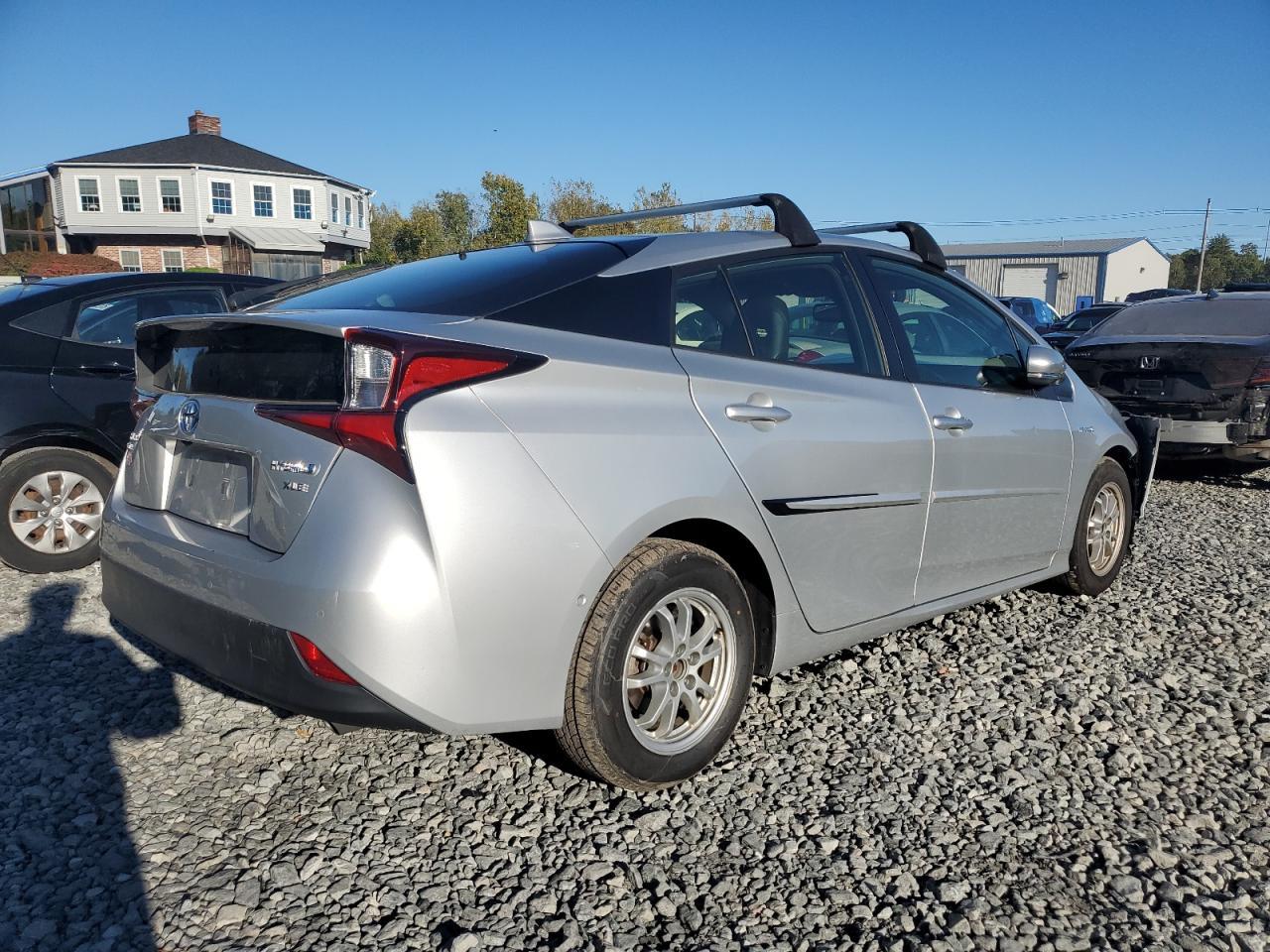 2022 TOYOTA PRIUS