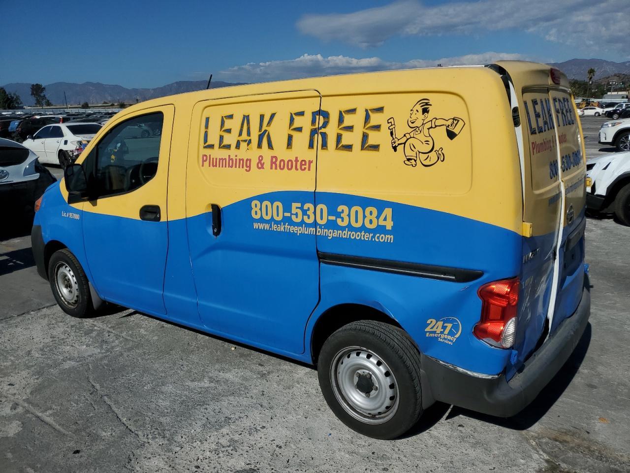 2014 NISSAN NV 200