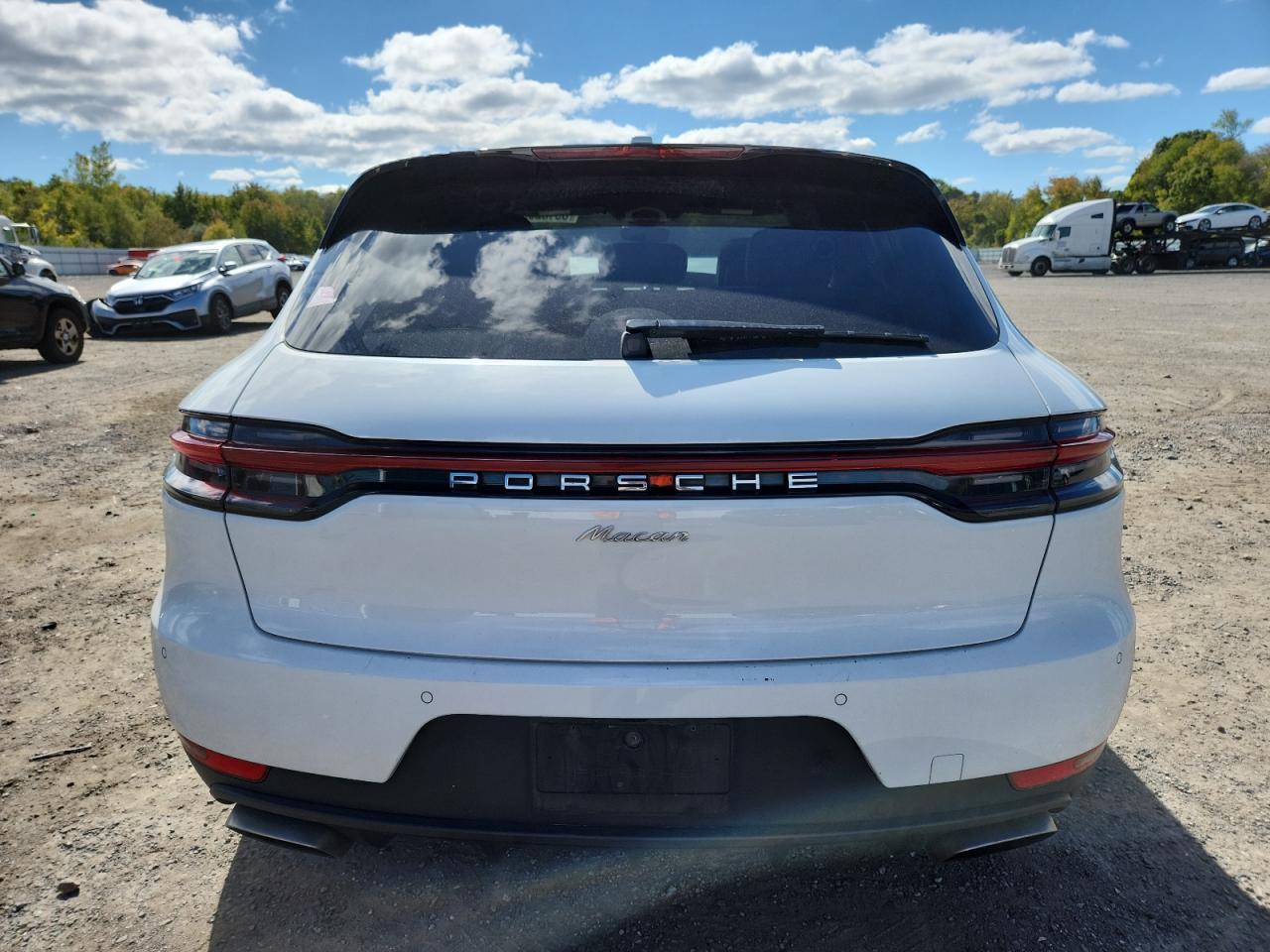 2021 PORSCHE Macan
