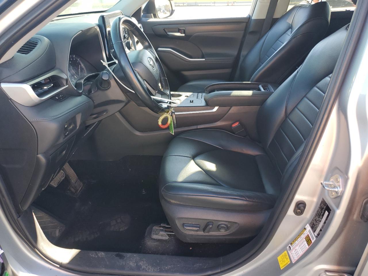 2022 TOYOTA HIGHLANDER