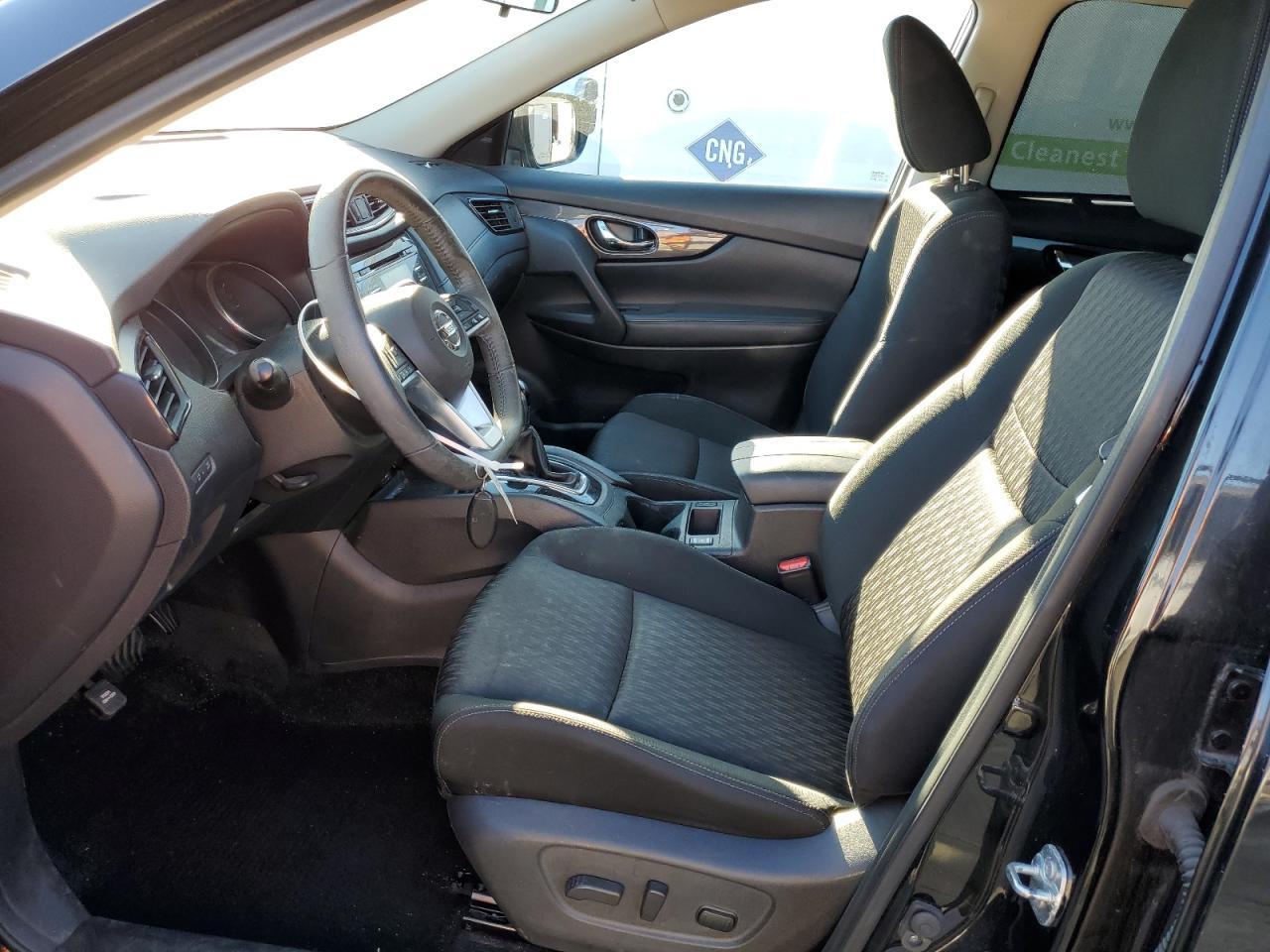 2017 NISSAN ROGUE