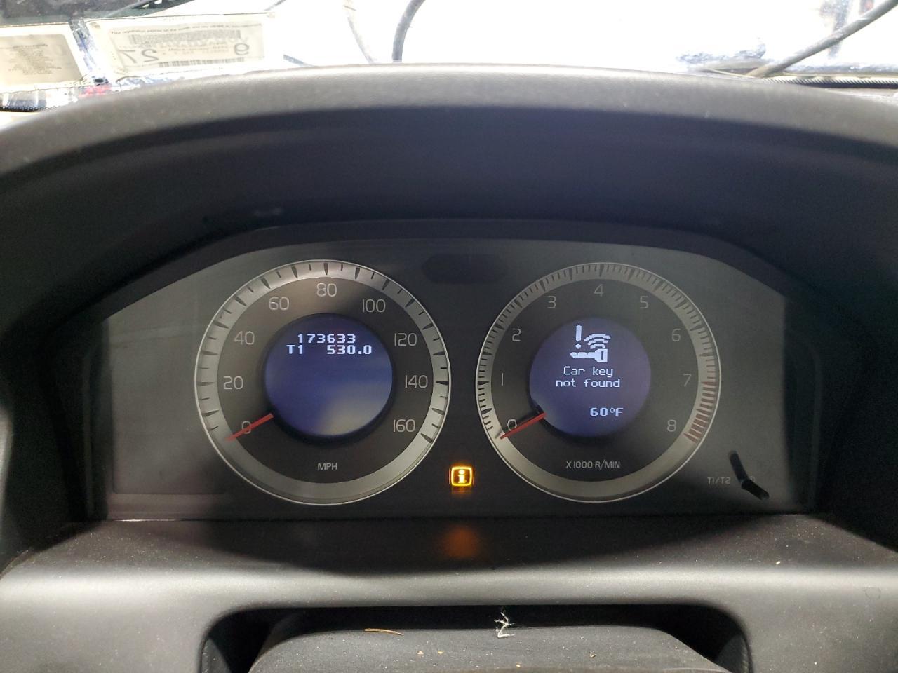 2010 VOLVO XC60