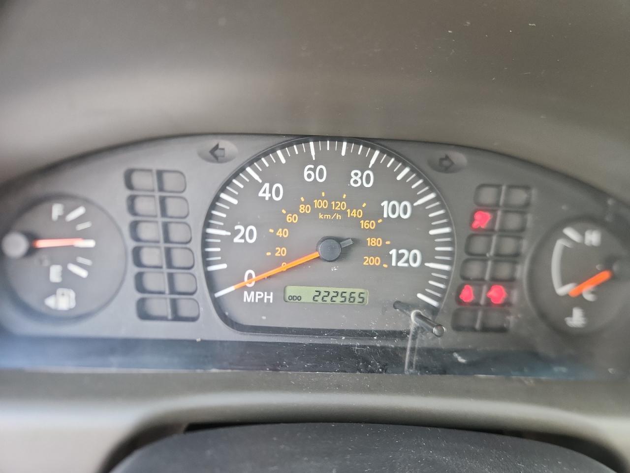 2004 NISSAN SENTRA