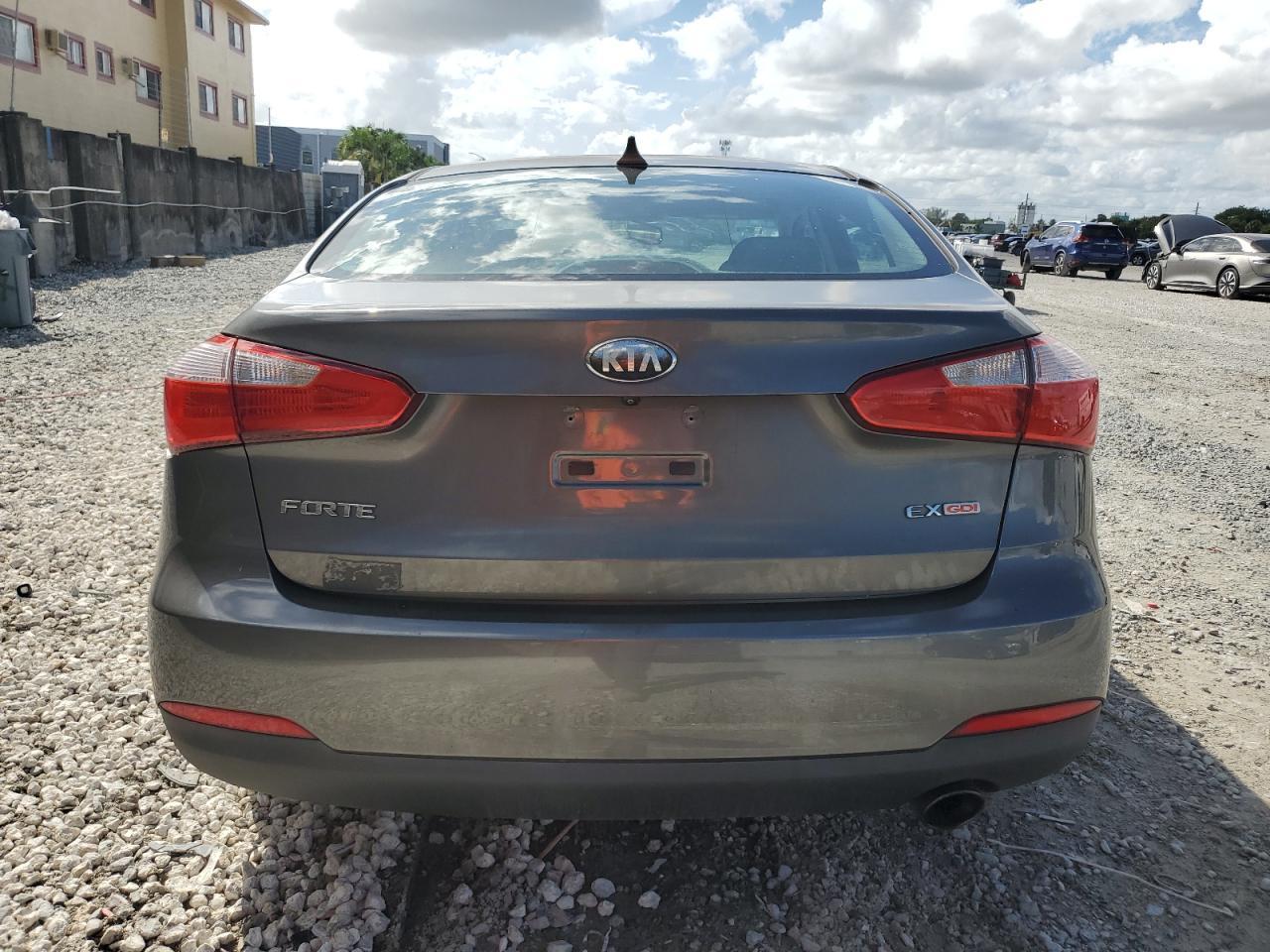 2014 KIA FORTE