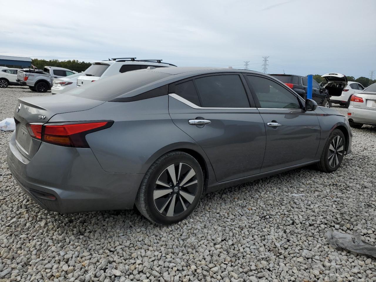 2022 NISSAN ALTIMA