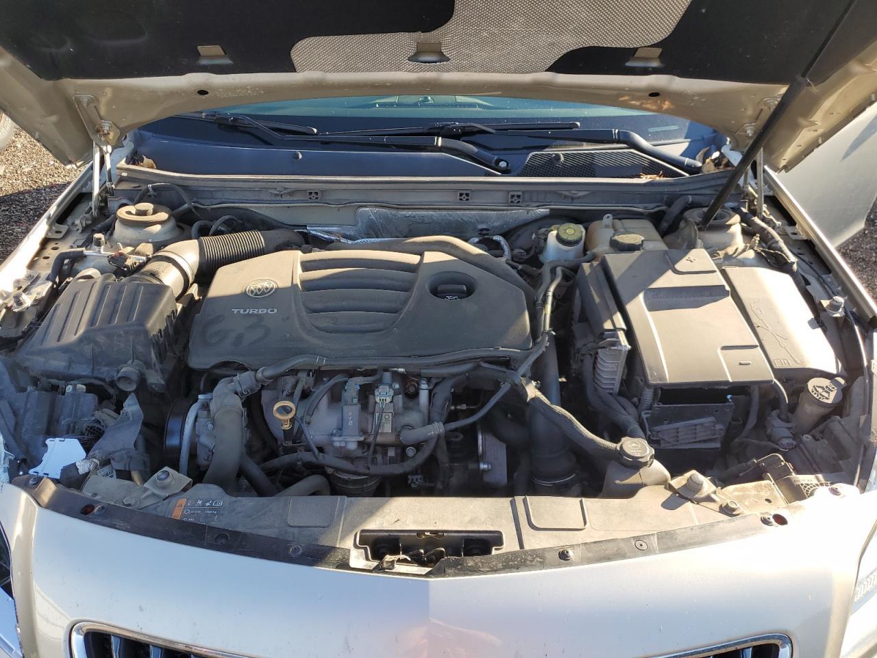 2013 BUICK Regal