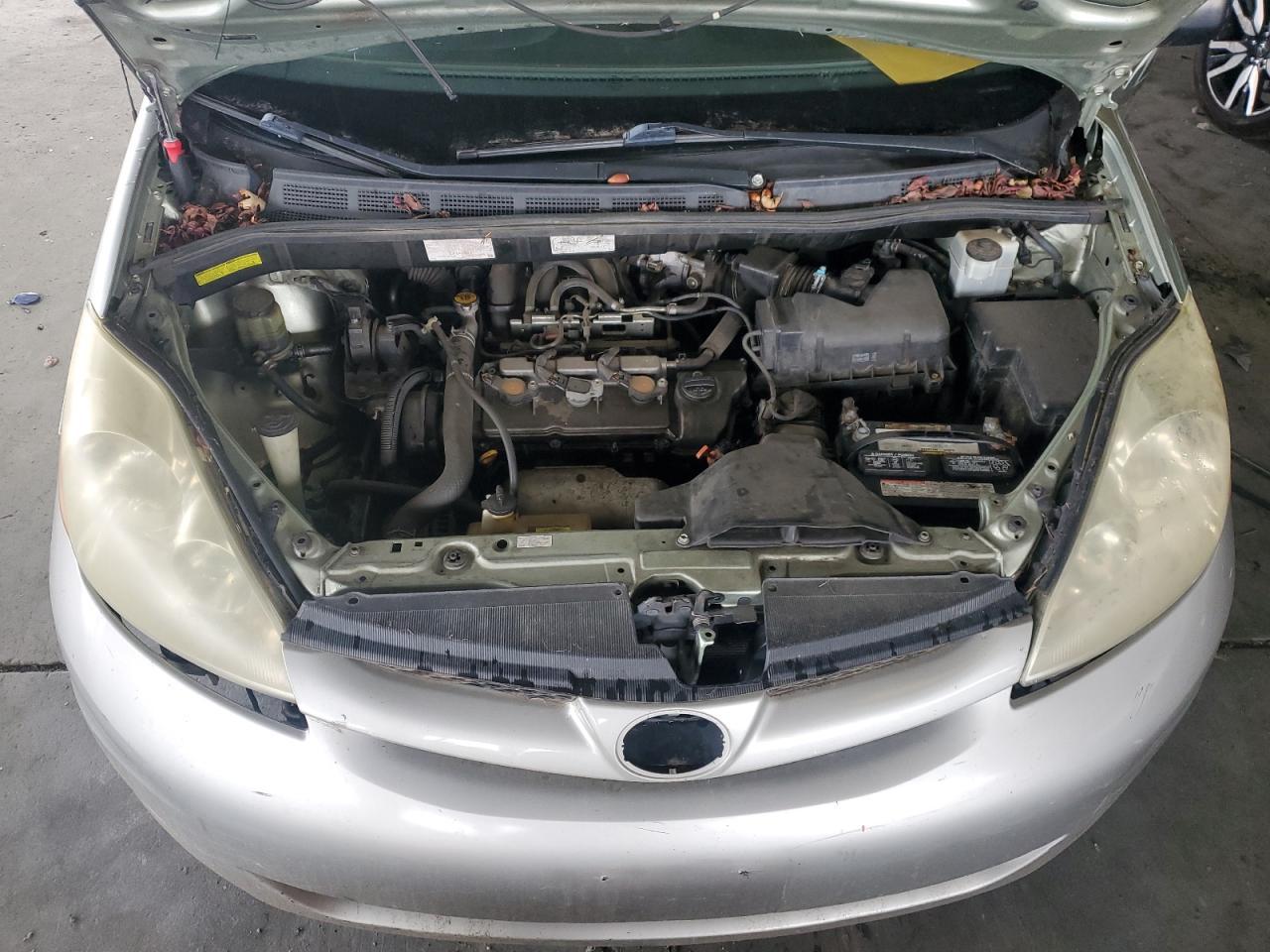 2006 TOYOTA SIENNA